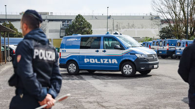 Sale de prisión en Italia tras pasar 33 años por un crimen que no había cometido: "Es el final de una pesadilla"