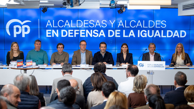 Más de 3.000 alcaldes del PP firman un manifiesto contra la Ley de Amnistía