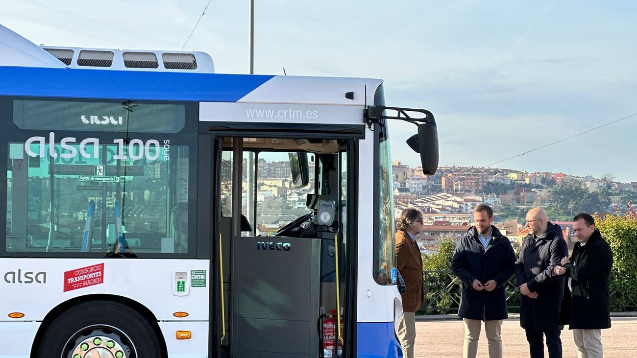 Presentación del primer autobús eléctrico de Arganda