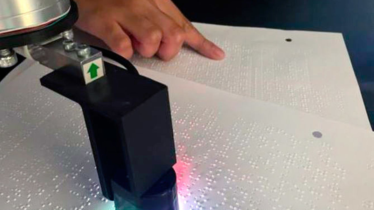 Un sensor robótico con IA lee braille a velocidades aproximadamente el doble que la de la mayoría de los lectores humanos