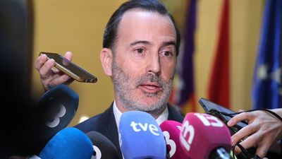 El presidente del Parlament balear, Gabriel Le Senne (Vox), abrirá una batalla jurídica para evitar su cese