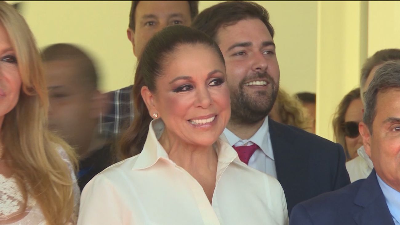 Isabel Pantoja cambia de idea y finalmente se muda a Canarias