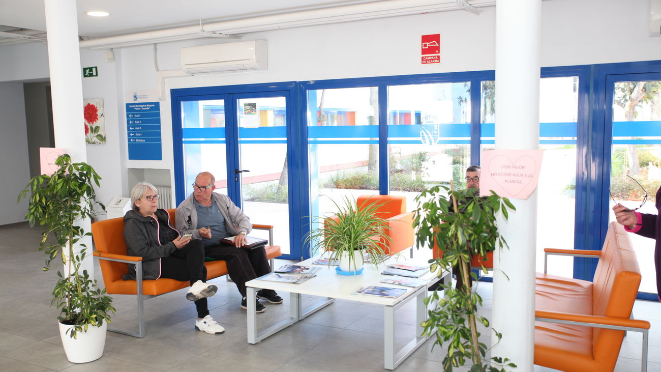 Interior del Centro de Mayores Ferrer i Guardia, en Fuenlabrada