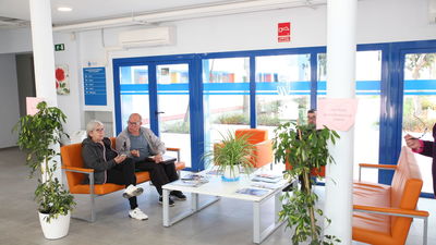 Fuenlabrada asesora a sus mayores sobre testamentos, herencias, pensiones o trámites bancarios