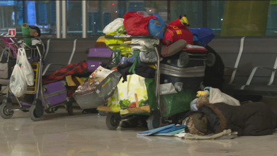 Trabajadores del turno de noche en Barajas: “Esto  se está volviendo Manhattan”