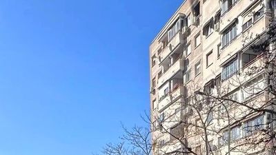 Cinco personas atendidas por el incendio de una vivienda en Alcalá de Henares