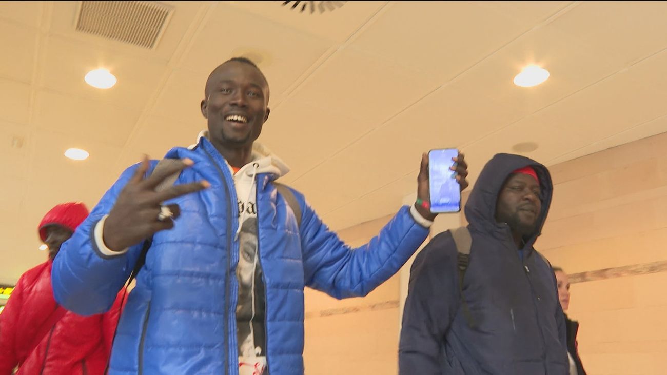 Las rutas de los 'vuelos pateras' que utilizan las mafias en Barajas