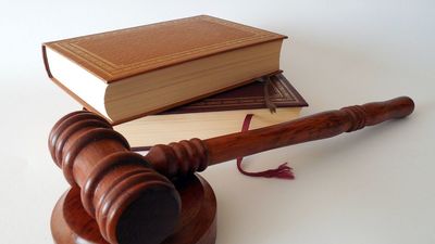 Abogados y procuradores denuncian pensiones "irrisorias" de entre 300 y 400 euros