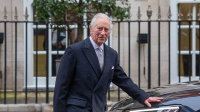 Conmoción en Reino Unido por el cáncer de Carlos III, pero con optimismo: "Se ha detectado pronto"