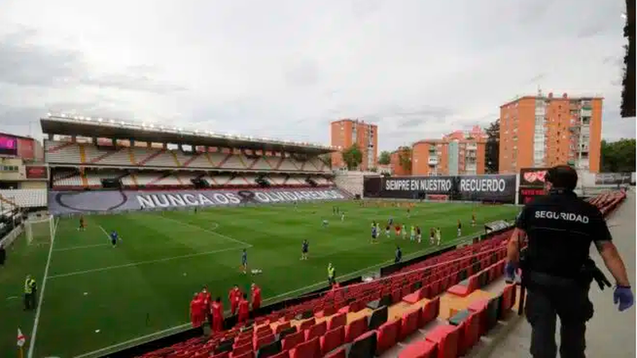 La Comunidad de Madrid negocia con el Rayo el traslado del Estadio de Vallecas