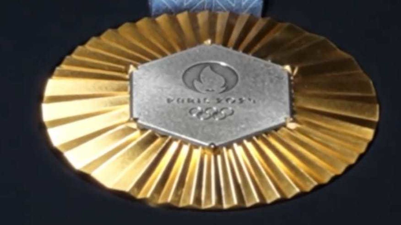 Las medallas de los Juegos de París tendrán el hierro original de la Torre Eiffel
