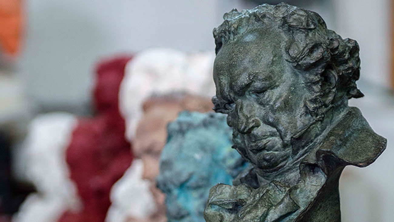 Estatuilla de  los Premios Goya 2024