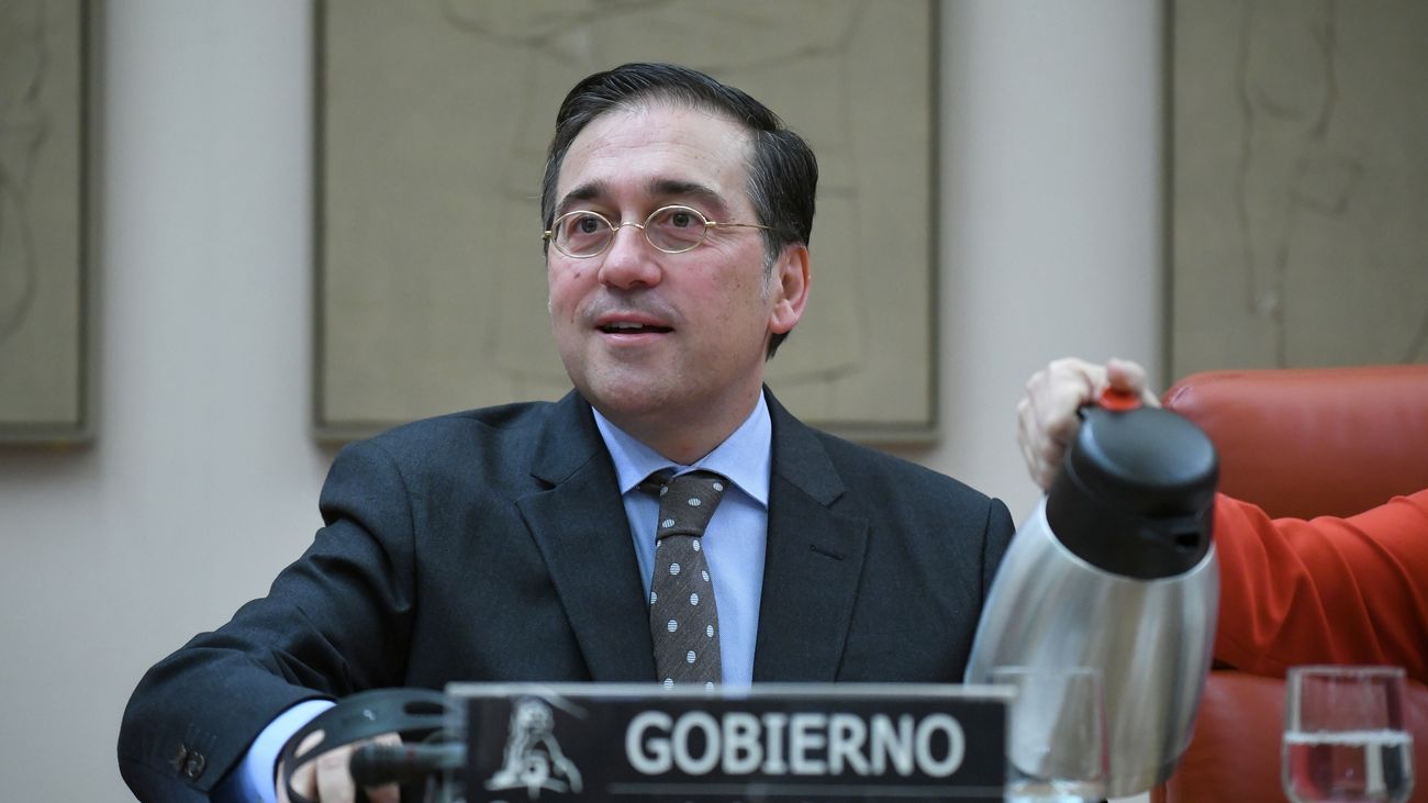 Albares viaja el lunes a Argelia para cerrar la crisis diplomática con el país africano