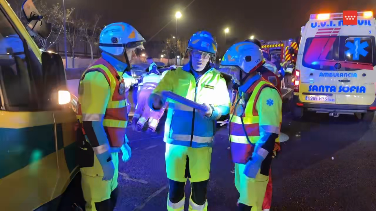 Dos heridos graves tras chocar dos coches en la A-5 en Alcorcón