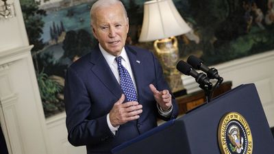Biden intenta defenderse de los ataques por su "mala memoria"... y la lía con otro lapsus en rueda de prensa