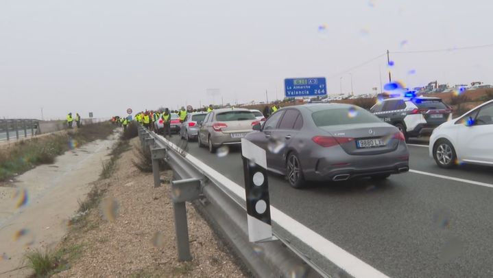 corte en la a-3 / TELEMADRID