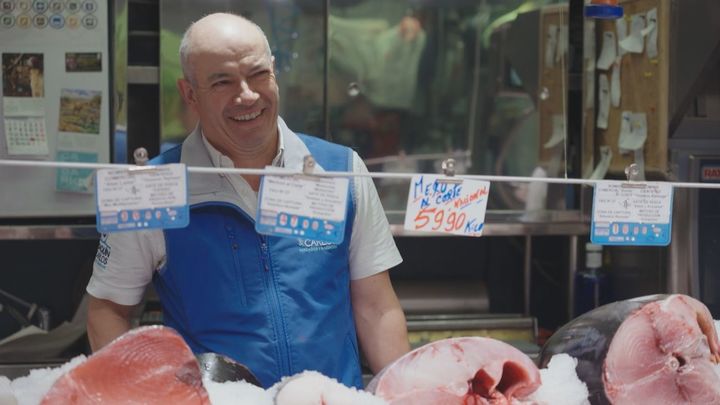 Joaquín, pescadero de Mercado Barceló / TELEMADRID