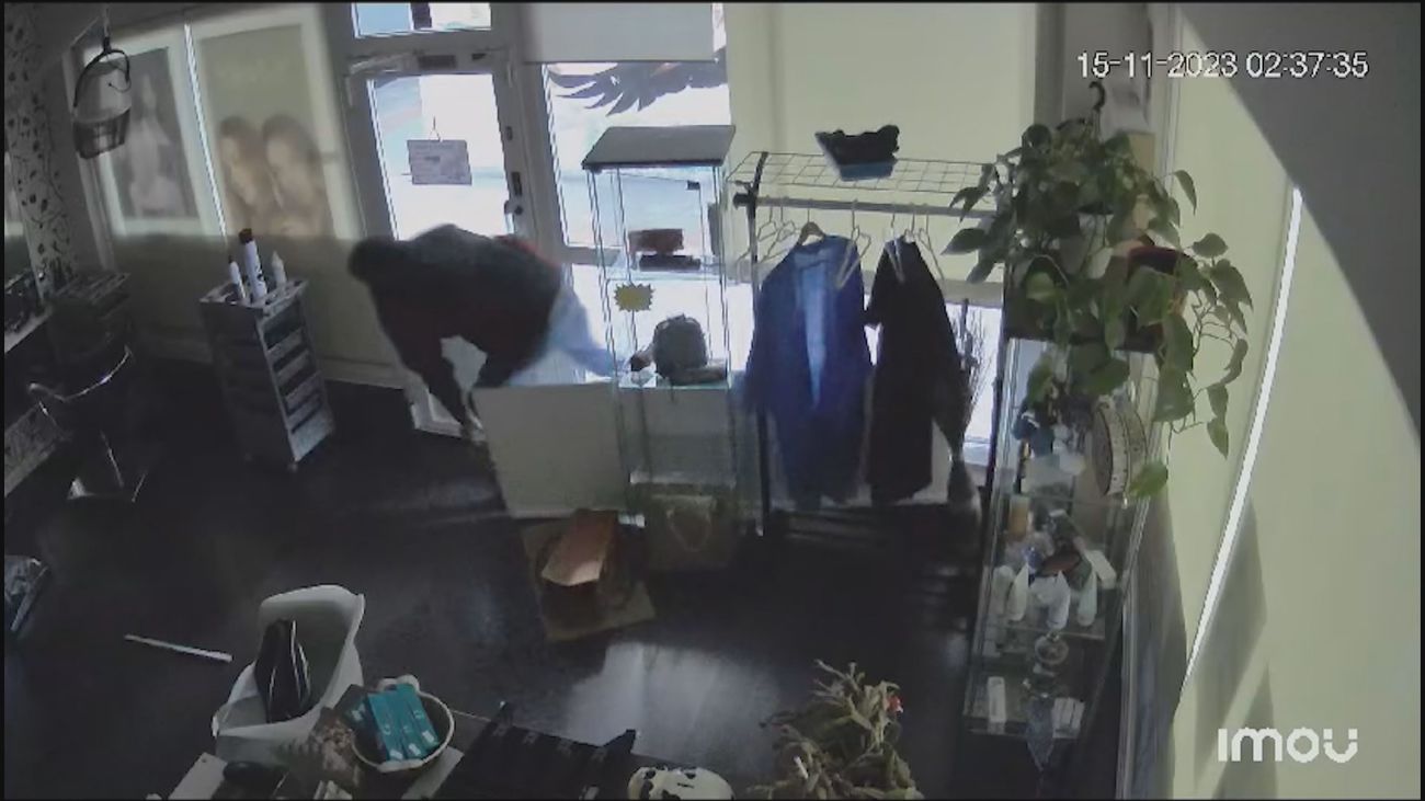 Oleada de robos en comercios de Collado Villalba por el método del alcantarillazo