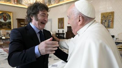 Milei aborda en el Vaticano su programa para enfrentar la crisis económica