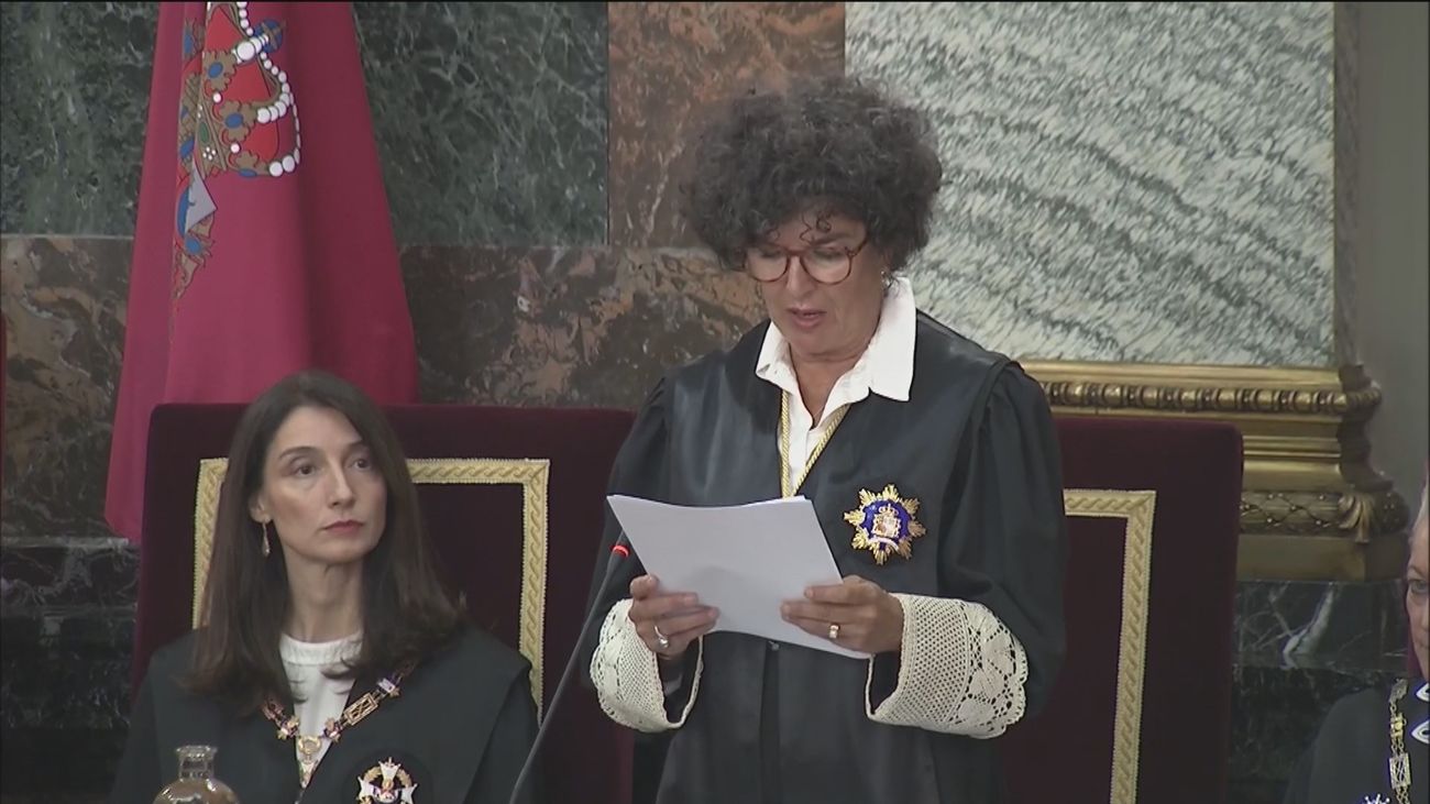 La teniente fiscal del Supremo pide los argumentos  jurídicos a los fiscales que defendieron imputar a Puigdemont por terrorismo