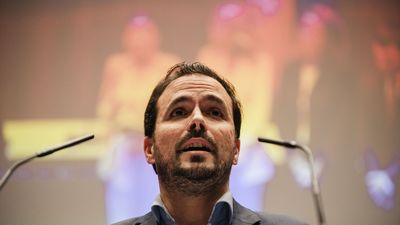 Alberto Garzón renuncia a fichar por la consultora Acento por las críticas recibidas