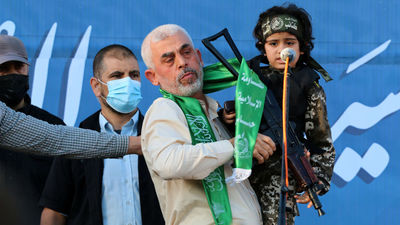 Sinwar, el líder de Hamás con "ojos de asesino" que quiere morir "mártir" en Gaza