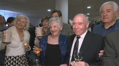 Arroyomolinos homenajea a 50 matrimonios en sus bodas de oro