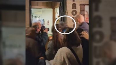 Marlaska, recibido entre abucheos y gritos de "asesino" y "dimisión" en un mitin en Galicia