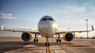 Viajar en avión desde España al extranjero es más barato en enero