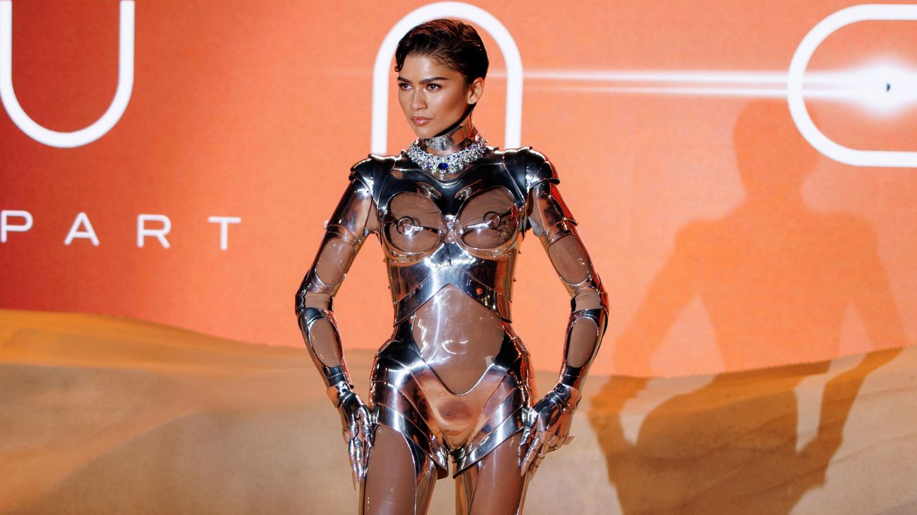 El look robótico de Zendaya en la presentación de 'Dune 2'