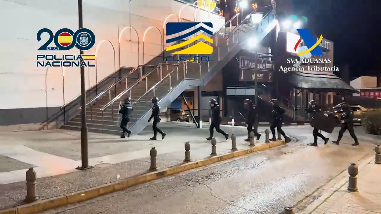 Cae una banda que introducía cocaína en Europa oculta en fruta