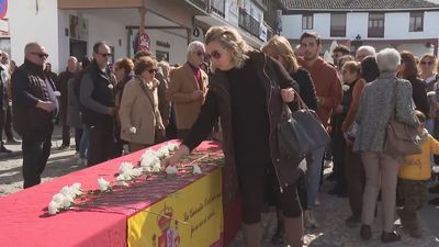Valdemoro rinde homenaje a los guardias civiles asesinados en Barbate