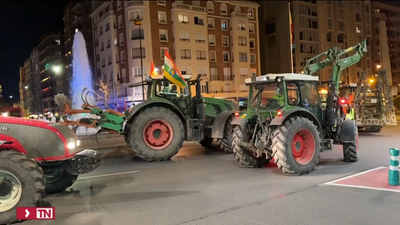Agricultores y ganaderos  rechazan el plan del Gobierno y traerán el miércoles sus tractores a Madrid