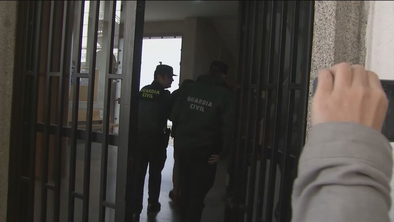 Libertad con cargos para el párroco de Don Benito y prisión provisional para su pareja