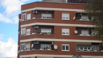 La compraventa de viviendas cae un 9,7% en 2023 tras dos años creciendo a doble dígito