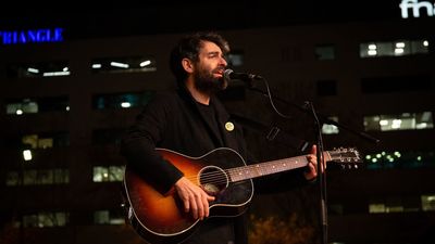 "Os quiero. Reventaremos Madrid", Joan Dausà llena el palacio de Vistalegre tras arrasar en Barcelona
