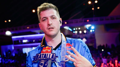 El rapero madrileño Chuty defiende su trono en la gran final de la batallas de gallos