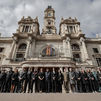 Valencia guarda un minuto de silencio por el incendio del edificio de Campanar