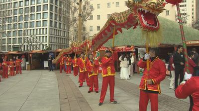 La Plaza de España acoge este fin de semana la Feria del Templo del Año Nuevo chino