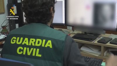 Trece menores implicados en la difusión de fotos de otras menores manipuladas con IA