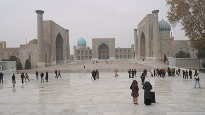 De turismo por Samarkanda, una de las ciudades más antiguas del mundo