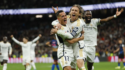 1-0. La calidad de Modric rescata al Real Madrid frente al Sevilla