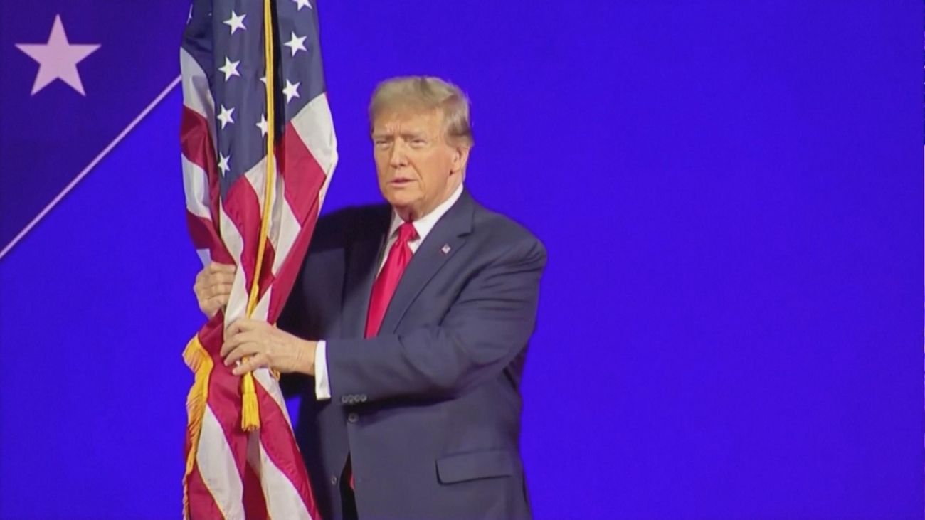 Donald Trump amenaza al príncipe Harry y a Megan Markle, que viven en California, con deportarles por traidores