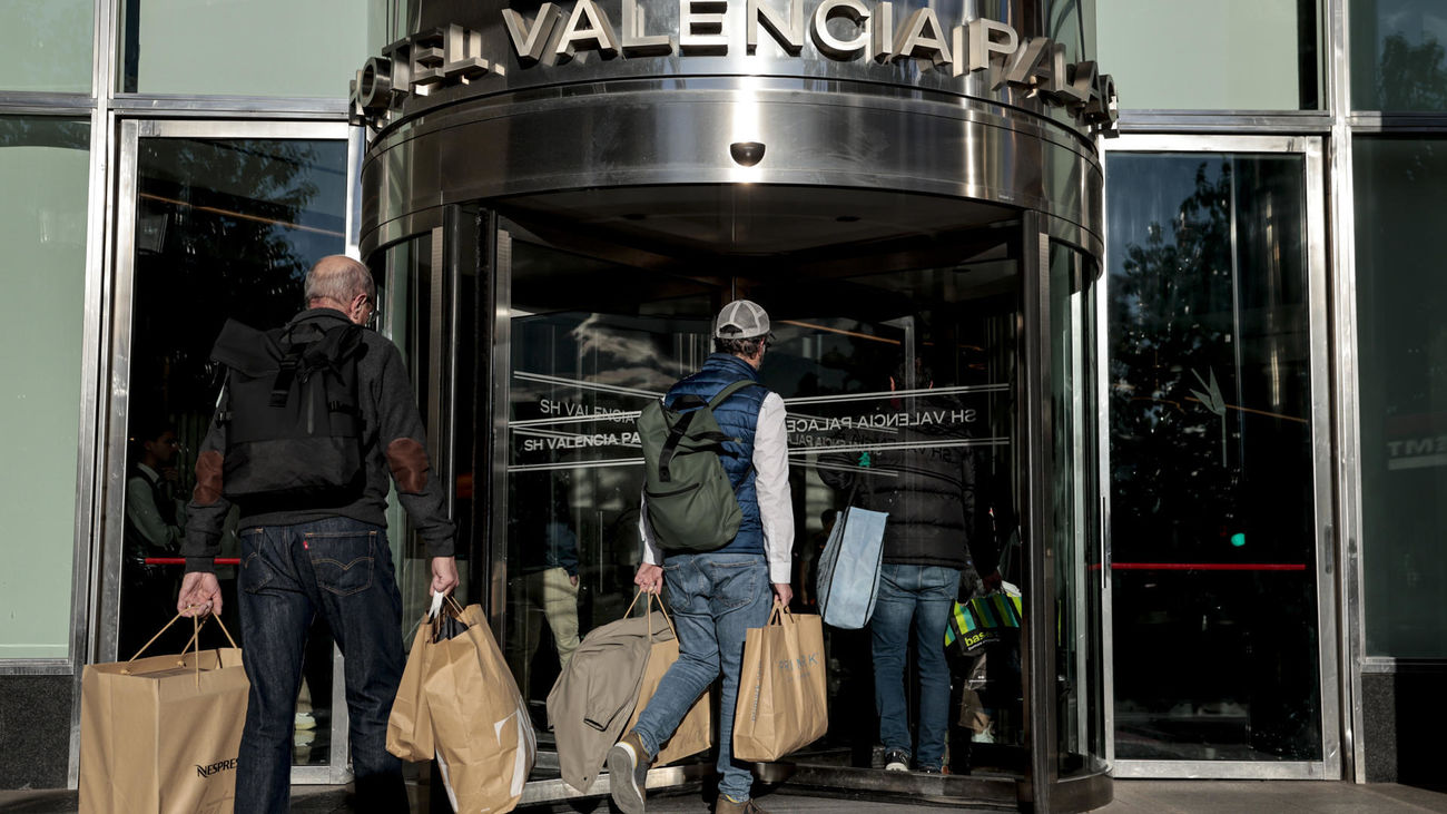 La Generalitat valenciana destina 4 millones en las primeras ayudas a los afectados por el incendio