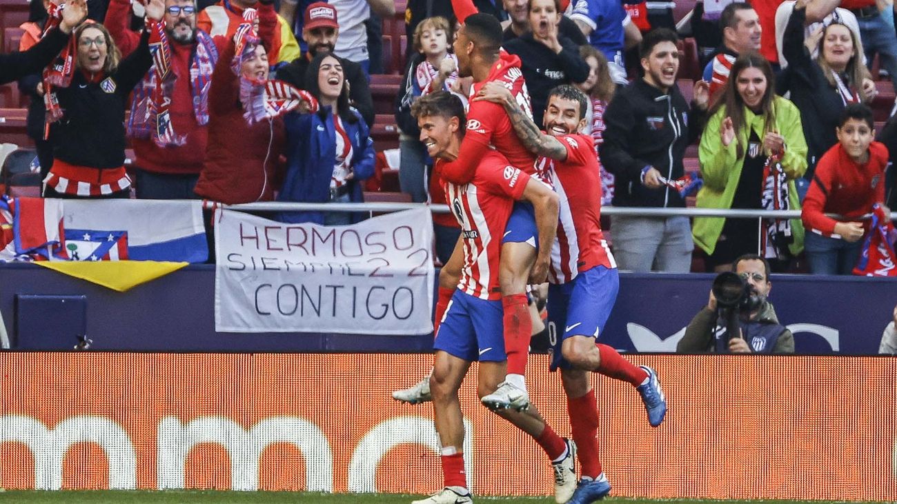 Llorente apunta al carril derecho; Morata-Correa, a la delantera titular ante el Athletic