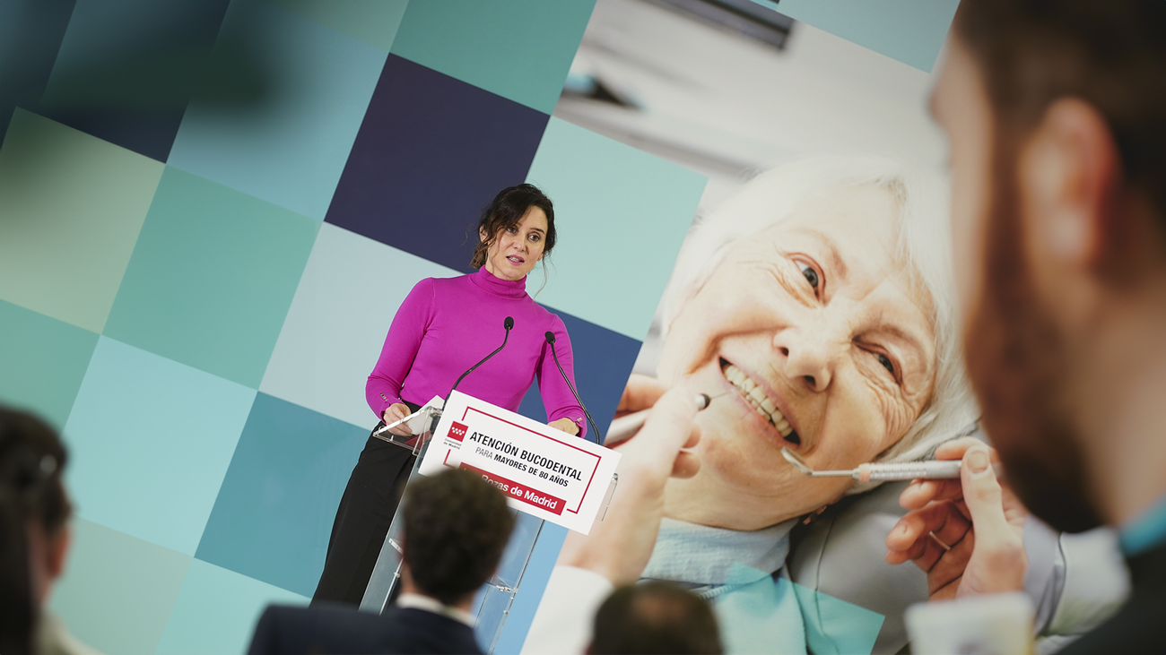 Madrid ya ha comenzado a financiar tratamientos de salud bucodental a mayores de 80 años