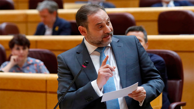 El PSOE expulsará a Ábalos al Grupo Mixto si no deja el escaño en las próximas horas