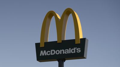 McDonald's sorprende con un cambio en su nombre y su logo
