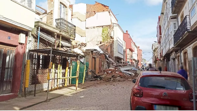 Susto en Ferrol, se derrumba un edificio deshabitado