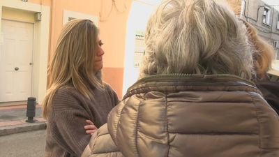 Infierno en Puerta del Ángel por 'el clan de las bosnias', un grupo de carteristas violentos que han okupado dos bajos del barrio